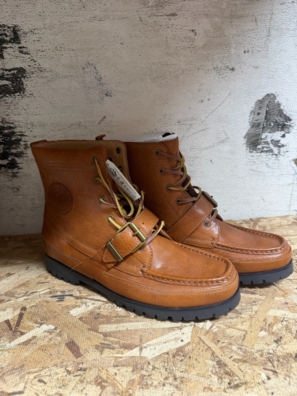 Men's Brown Leather Lace-Up Moc Toe Boots - Picture 2 of 4